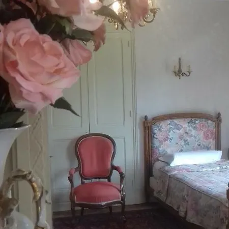 Manoir De Sens Bed and breakfast *