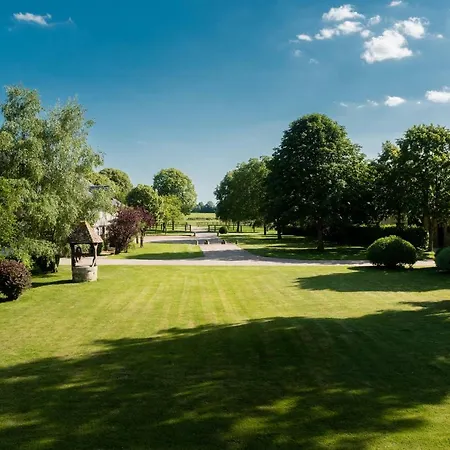 Bed & Breakfast Manoir De Sens